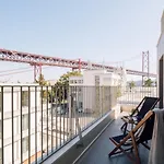 Salvia - 2 Bedrooms And Terrace In Alcantara