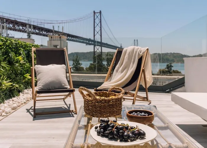 Salvia - 2 Bedrooms And Terrace In Alcantara
